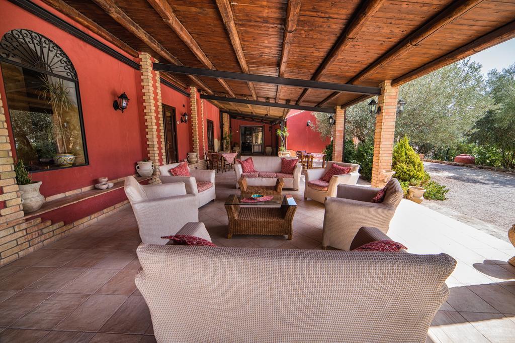Principe Di Aragona Villa ภายนอก รูปภาพ