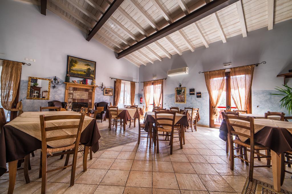 Principe Di Aragona Villa ภายนอก รูปภาพ